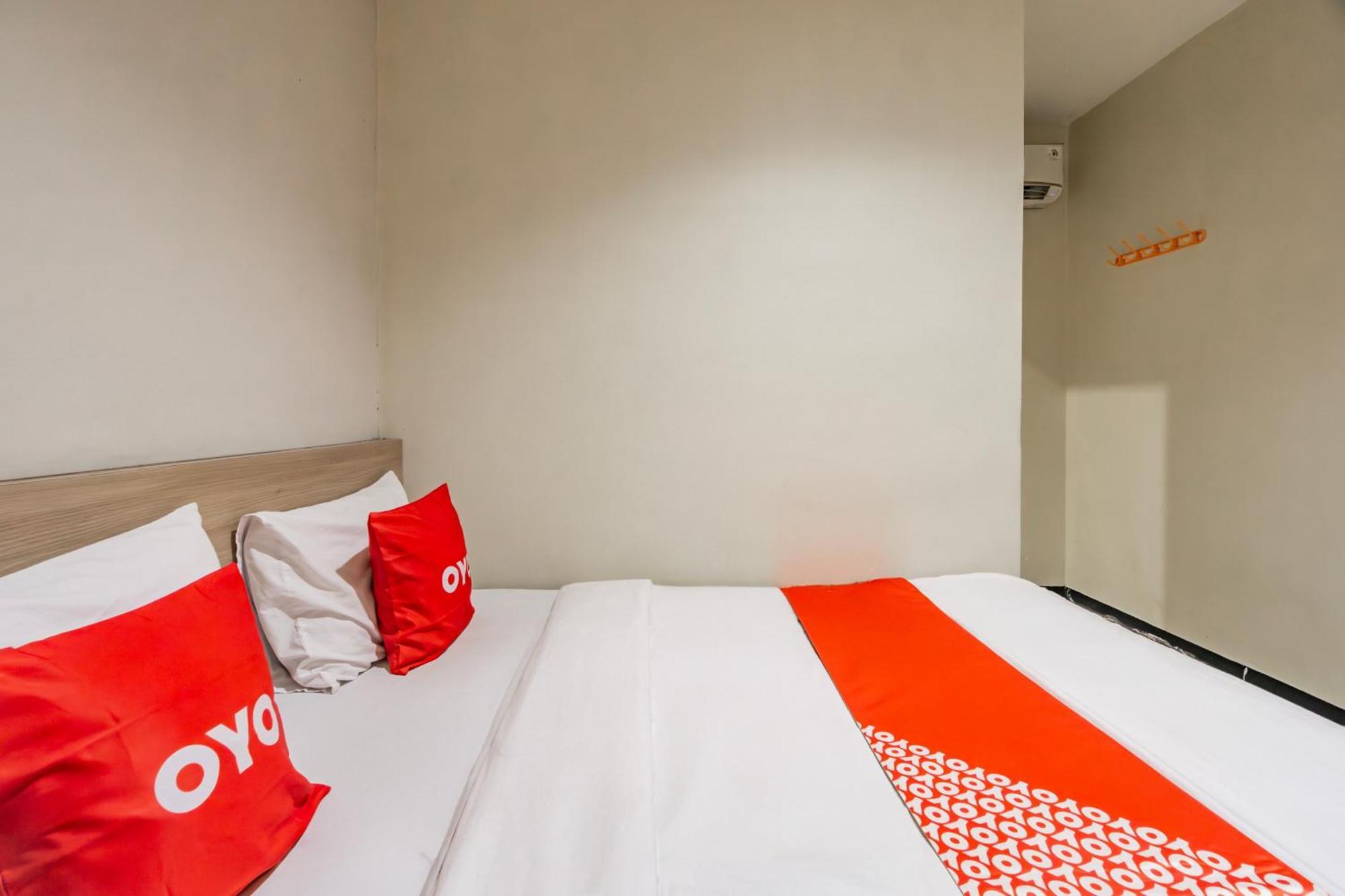Ace Business Hotel Galaxy Surabaya Eksteriør billede